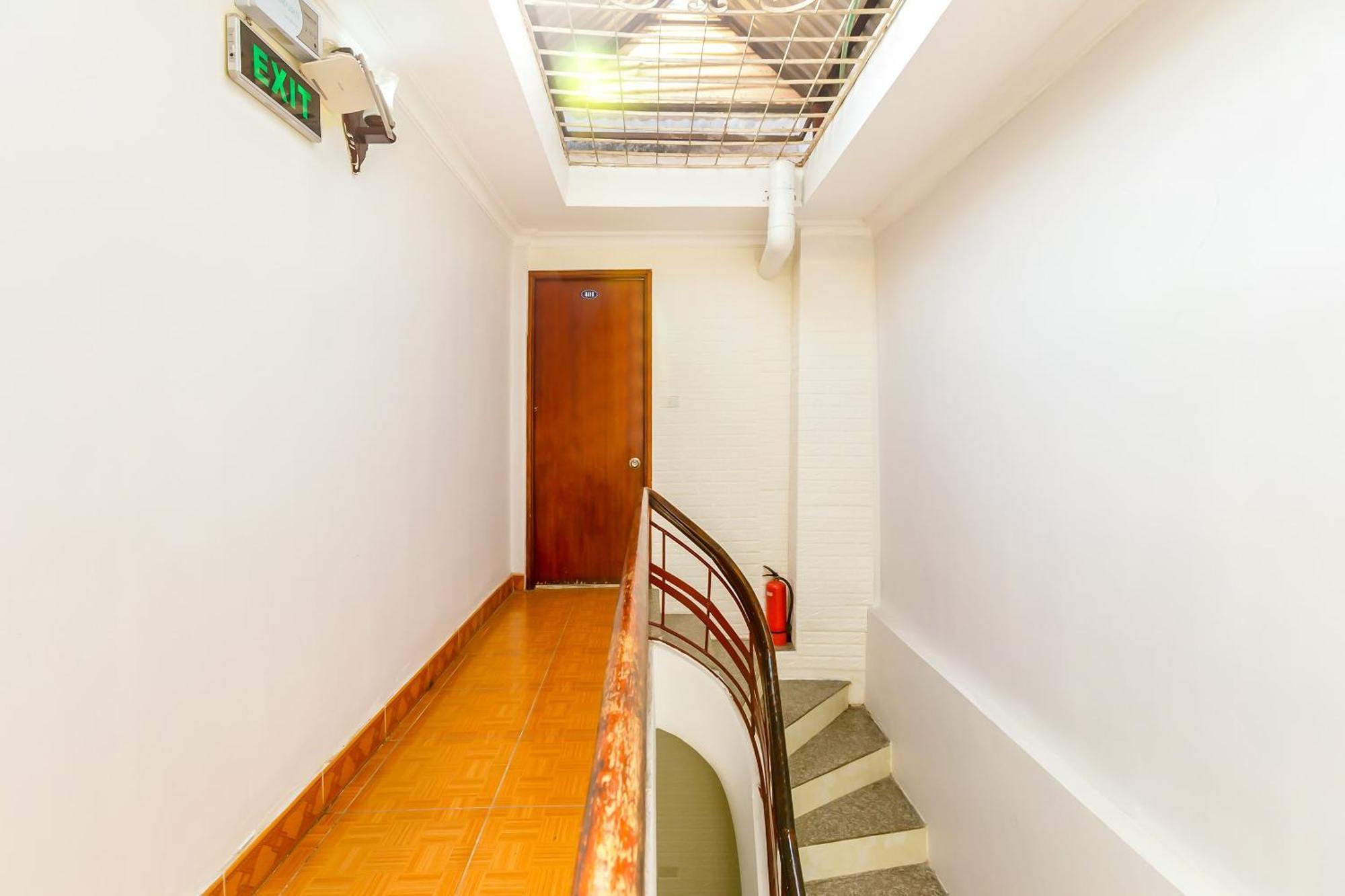 Oyo 604 Queen Hotel Spot-On Hanoi Bagian luar foto